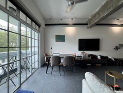 Versailles (D15), Condominium #610447011